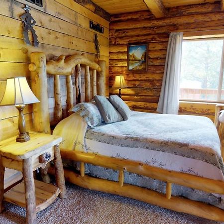 Canyon View Family Cabin, Deck, Tv Room, Games, Bbq, Campfire モンティセロ エクステリア 写真