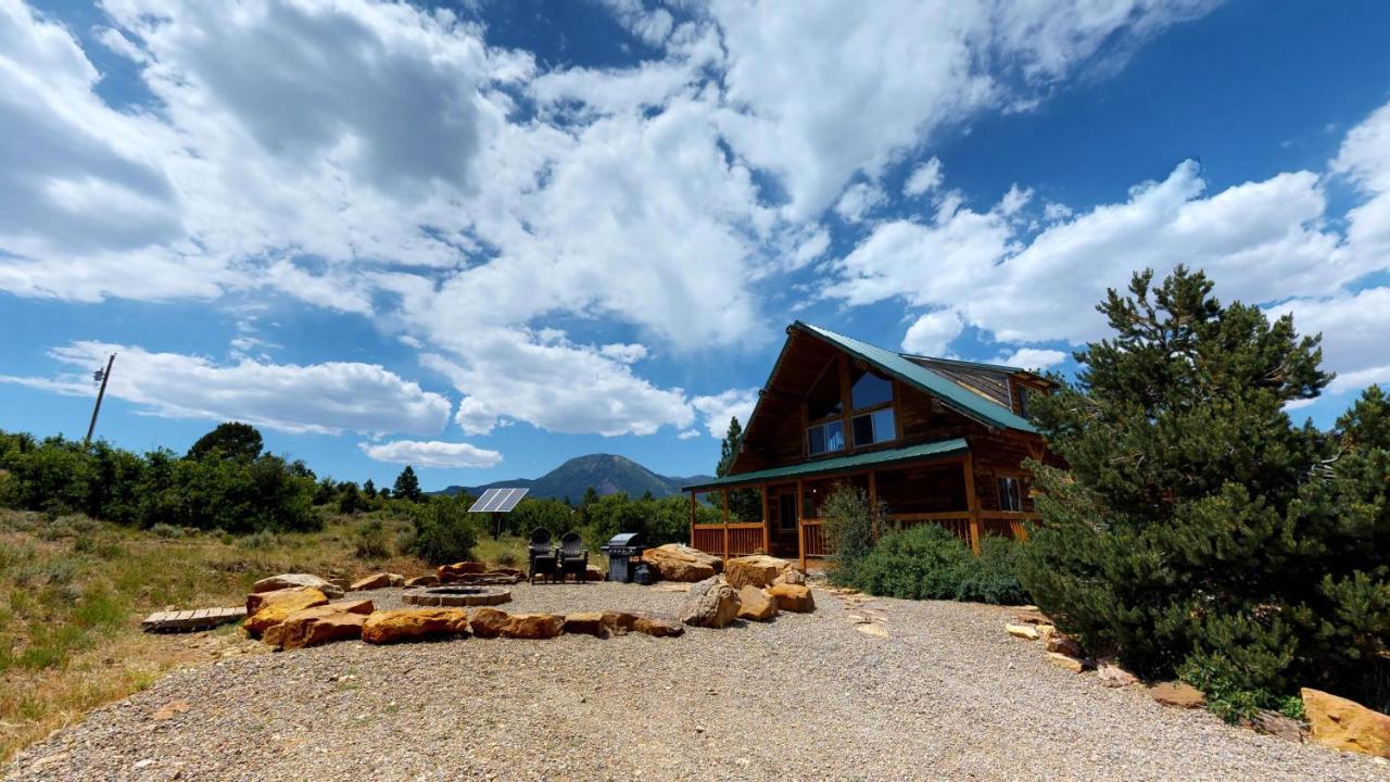 Canyon View Family Cabin, Deck, Tv Room, Games, Bbq, Campfire モンティセロ エクステリア 写真