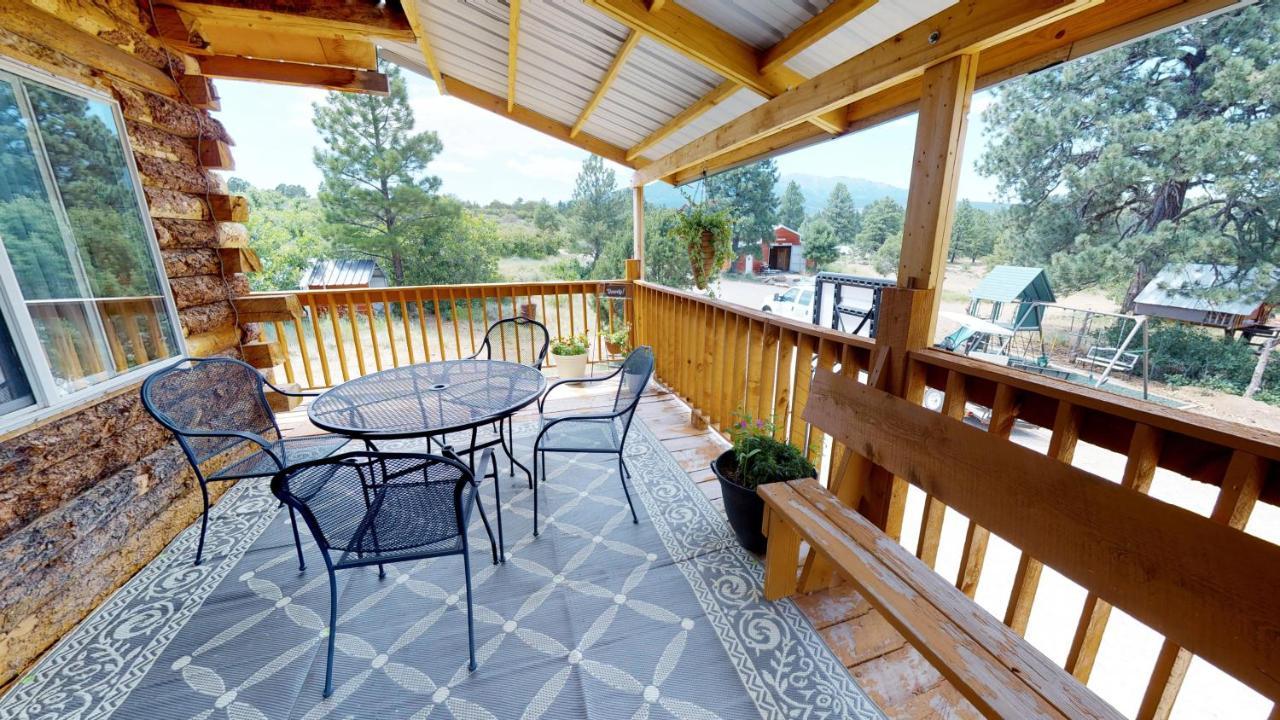 Canyon View Family Cabin, Deck, Tv Room, Games, Bbq, Campfire モンティセロ エクステリア 写真