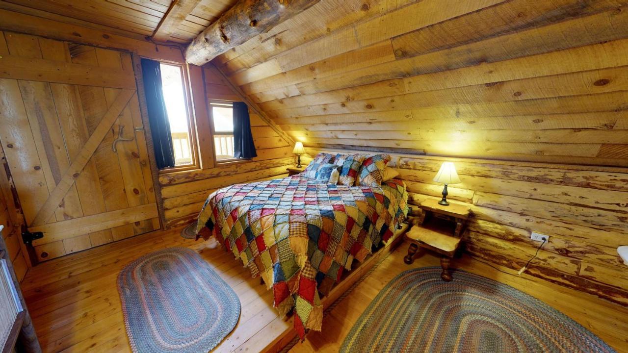Canyon View Family Cabin, Deck, Tv Room, Games, Bbq, Campfire モンティセロ エクステリア 写真